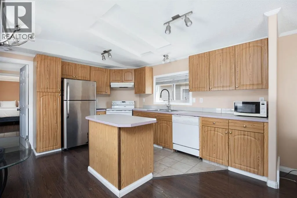 293 Grenfell Crescent