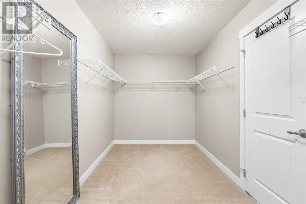 156 Rainbow Falls Manor
