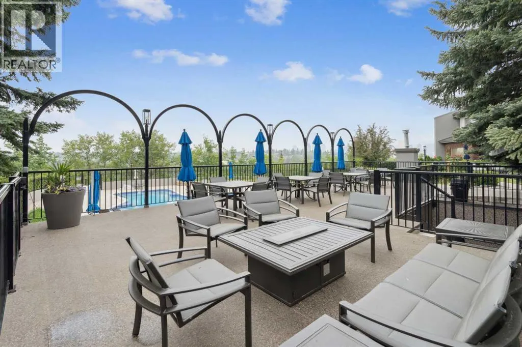 18, 3203 Rideau Place SW