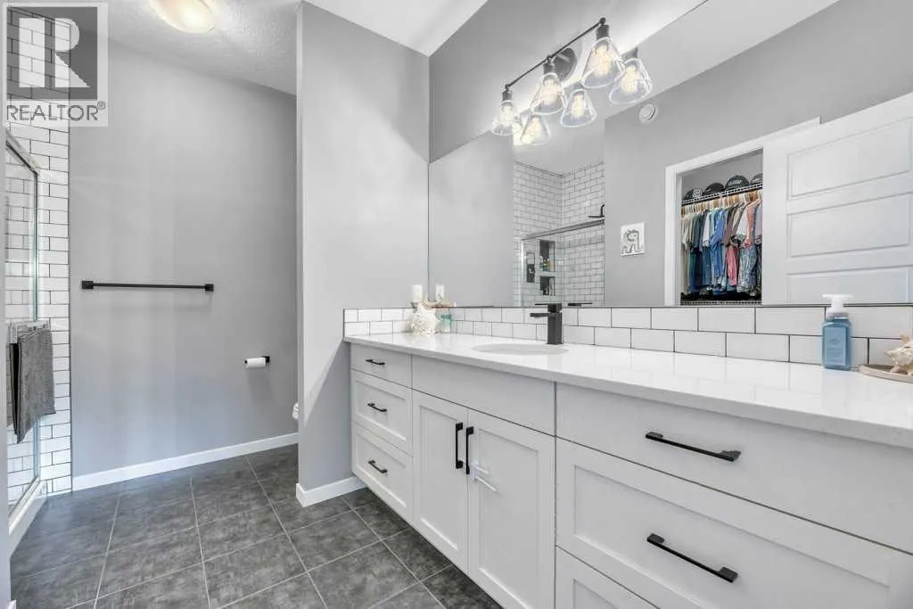 1181 Hillcrest Manor Estates