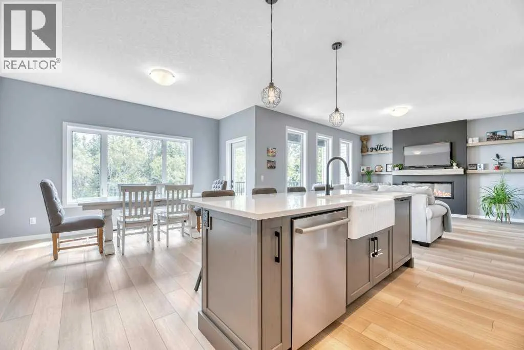 1181 Hillcrest Manor Estates