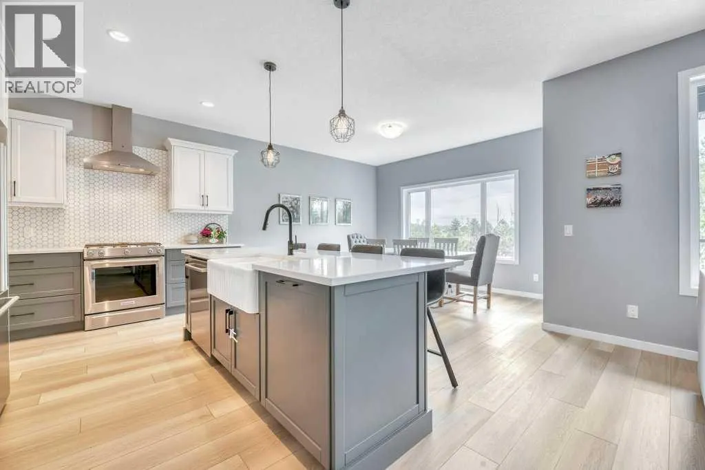 1181 Hillcrest Manor Estates