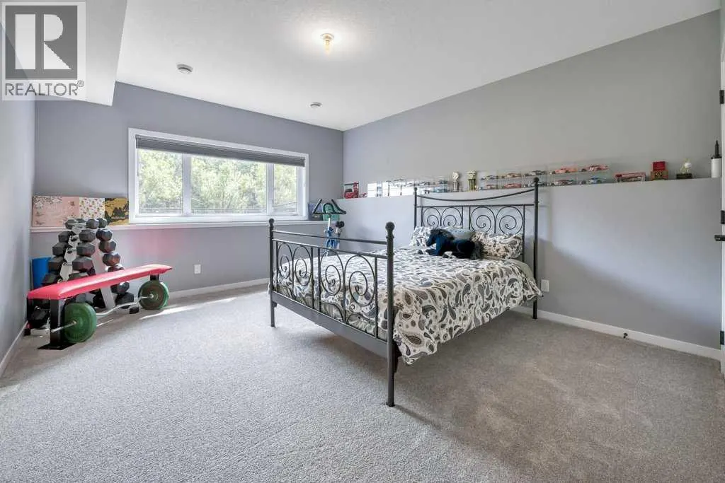 1181 Hillcrest Manor Estates