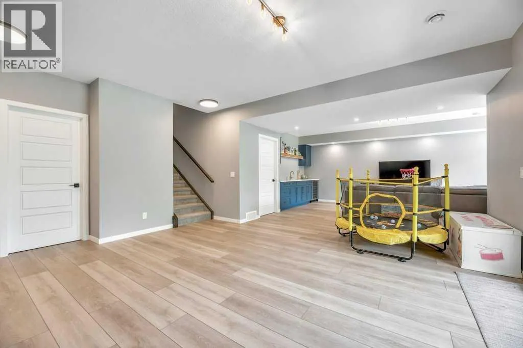 1181 Hillcrest Manor Estates