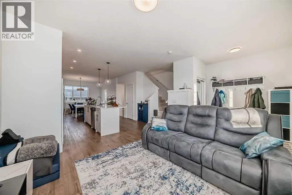 144 Merganser Drive W