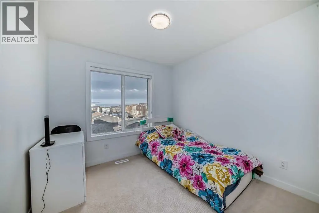 144 Merganser Drive W