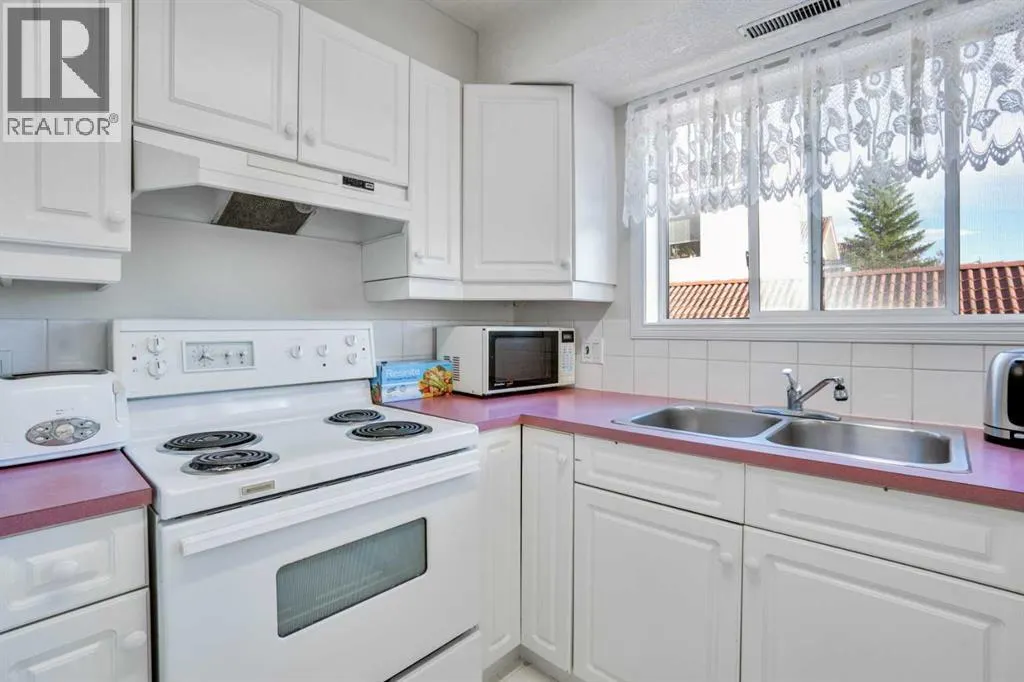 1202, 1818 Simcoe Boulevard SW