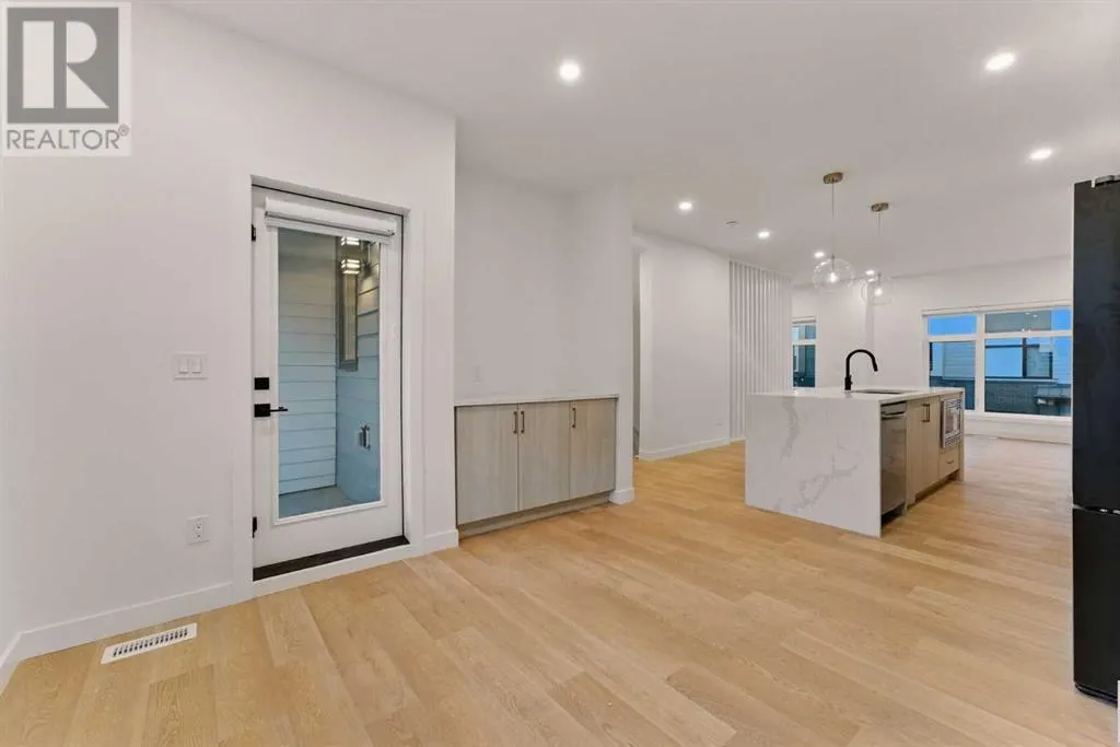 92, 903 Mahogany Boulevard SE