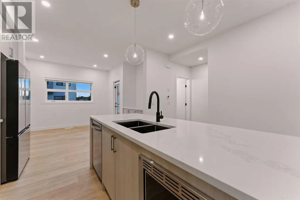 92, 903 Mahogany Boulevard SE