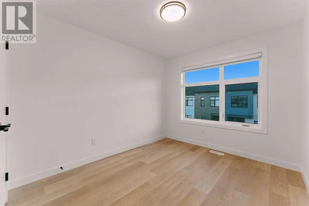 92, 903 Mahogany Boulevard SE