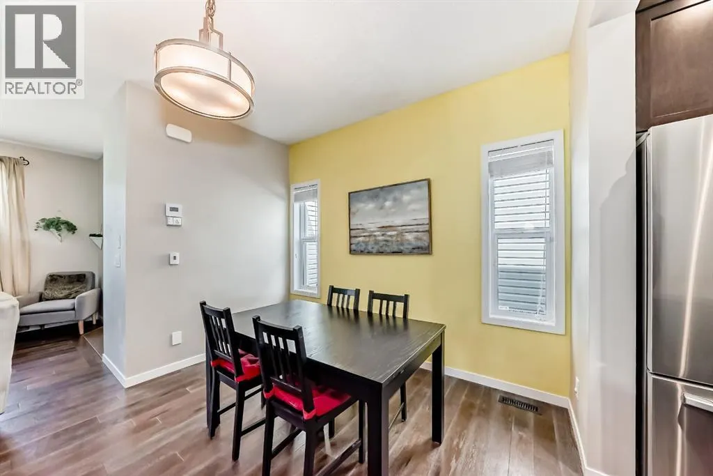 401 Cranberry Circle SE