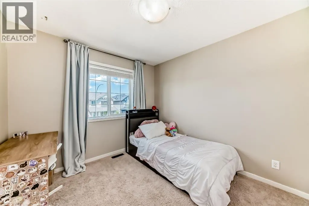 401 Cranberry Circle SE