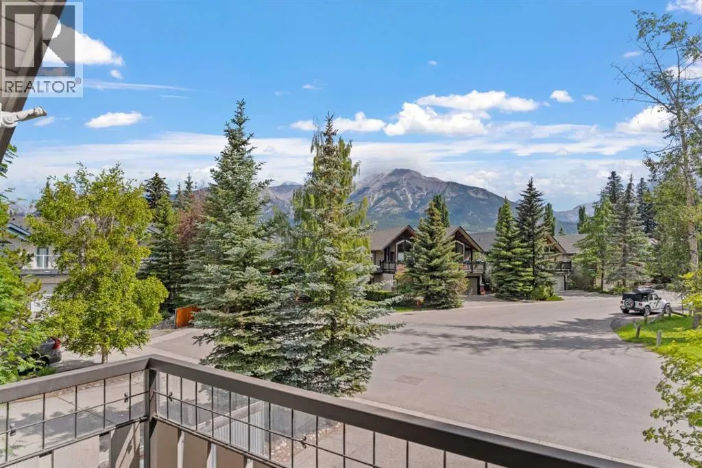140 Rundle Crescent