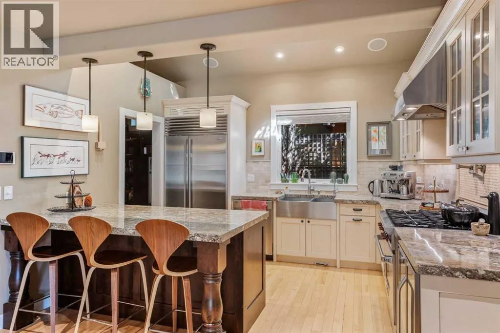 140 Rundle Crescent