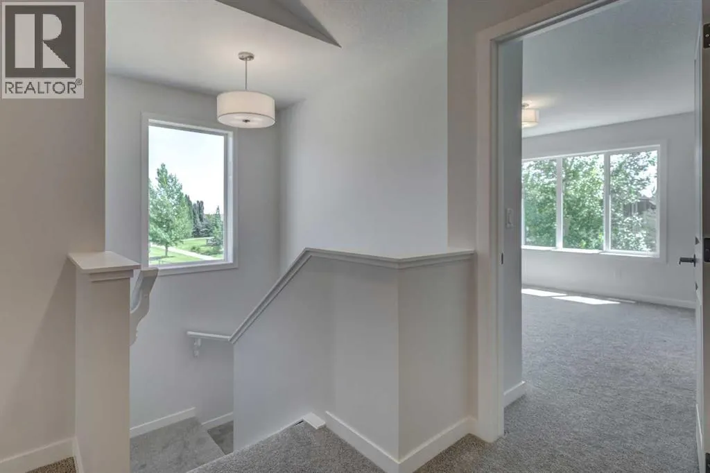 77 Silver Spruce Court SW