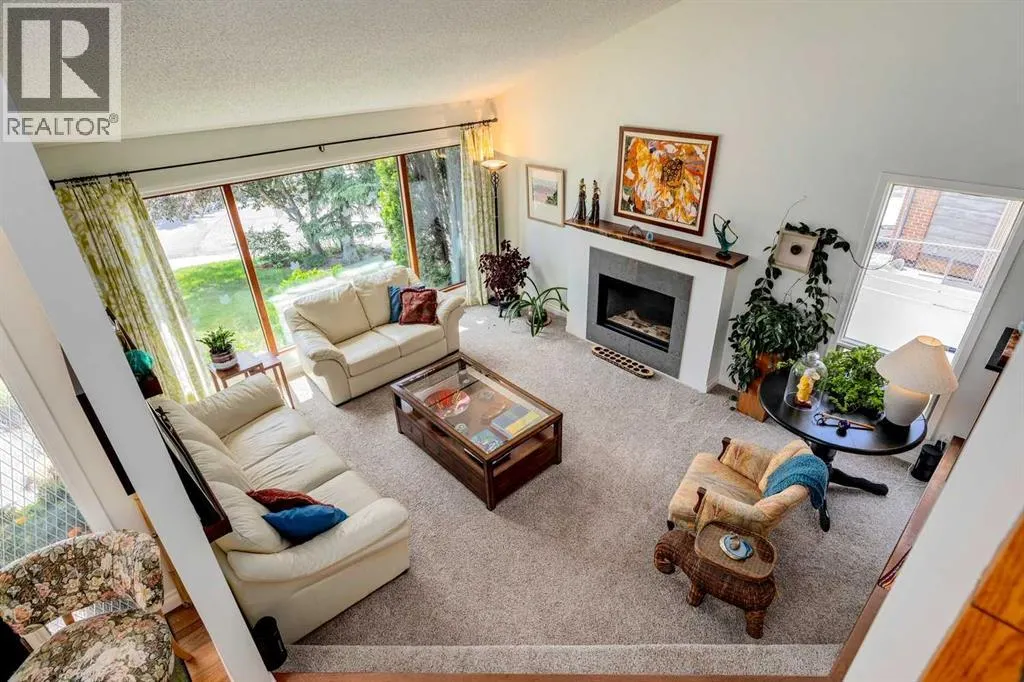 1052 Edgemont Road NW