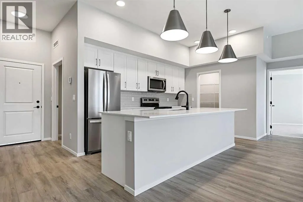 415, 140 Mahogany Street SE