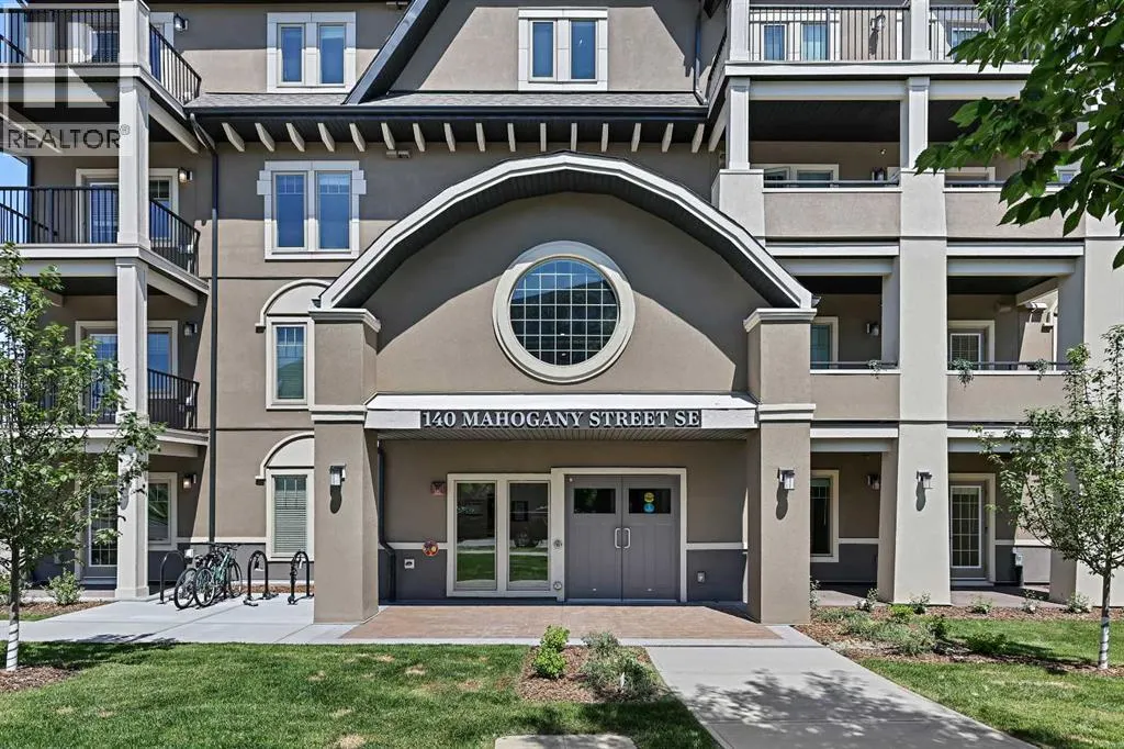 415, 140 Mahogany Street SE