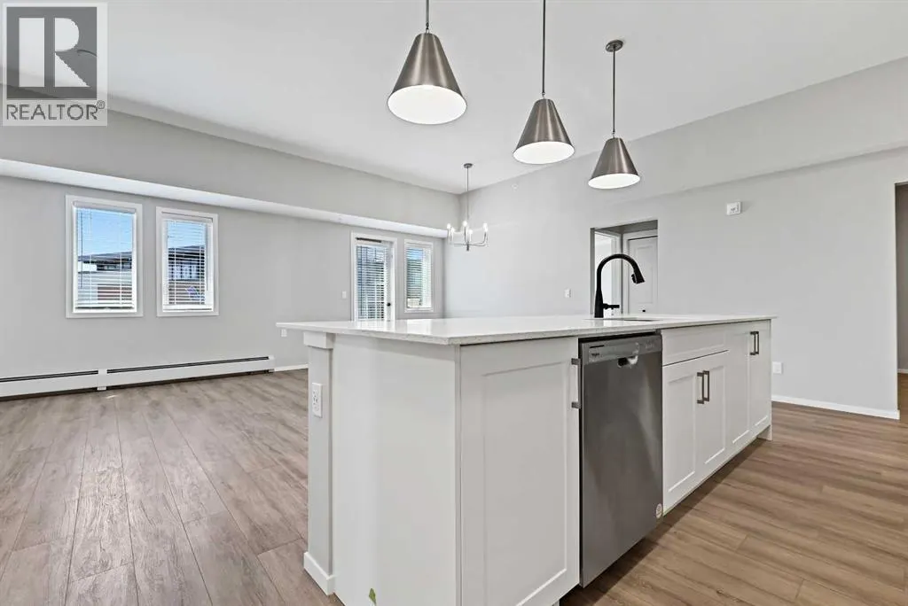 415, 140 Mahogany Street SE