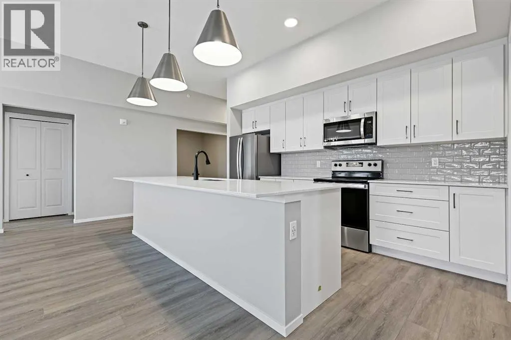 415, 140 Mahogany Street SE