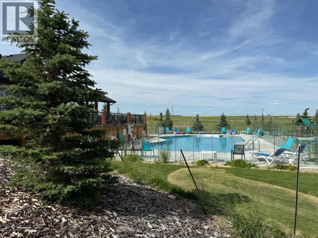 8 Travers Ridge Way