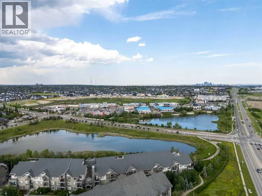 223, 35 Aspenmont Heights SW