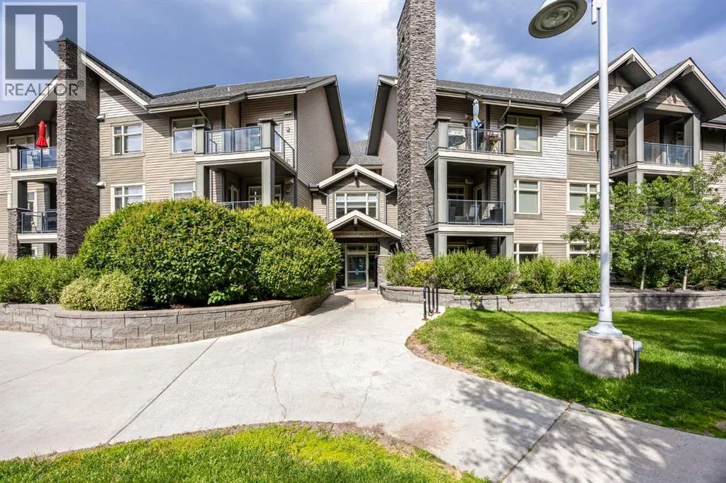 223, 35 Aspenmont Heights SW