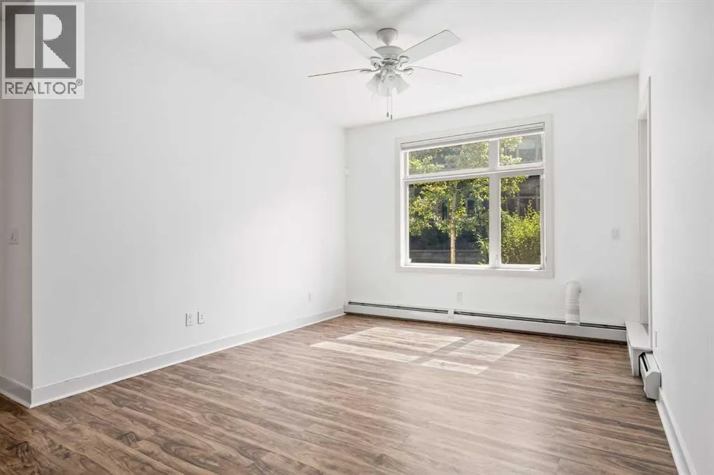 223, 35 Aspenmont Heights SW