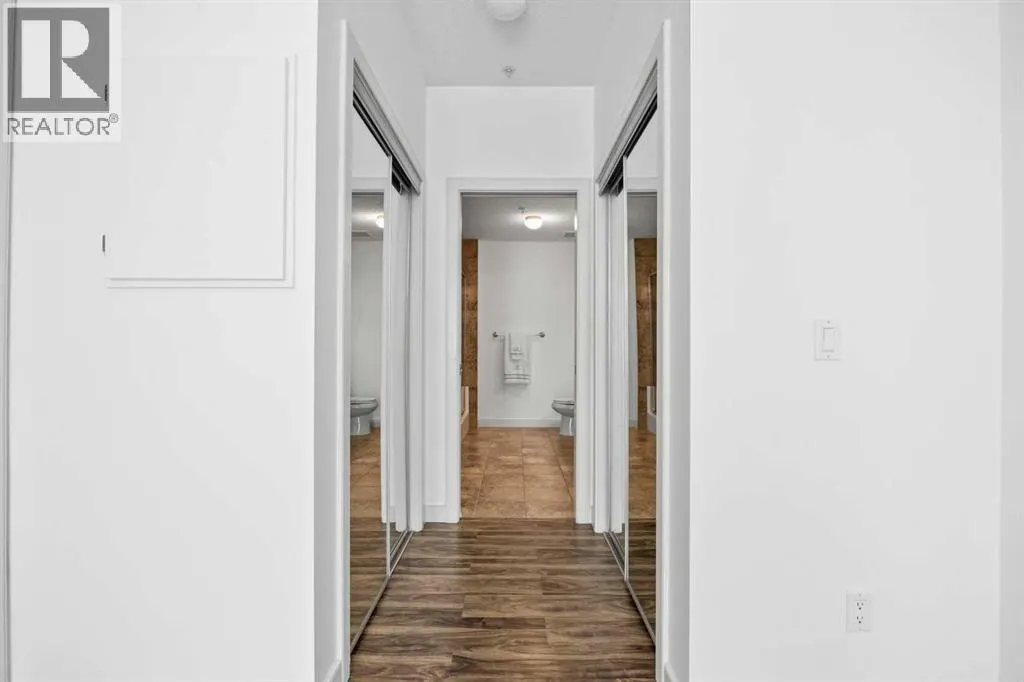 223, 35 Aspenmont Heights SW