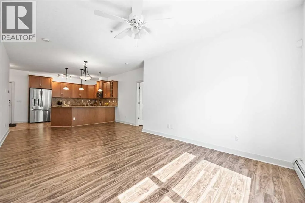 223, 35 Aspenmont Heights SW