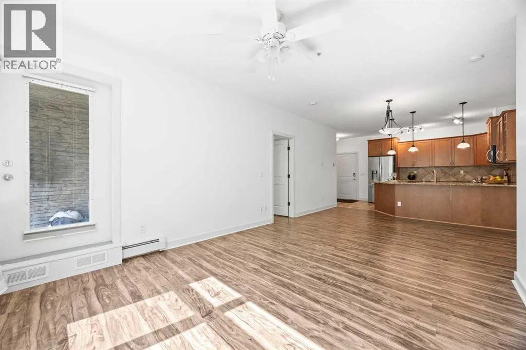 223, 35 Aspenmont Heights SW