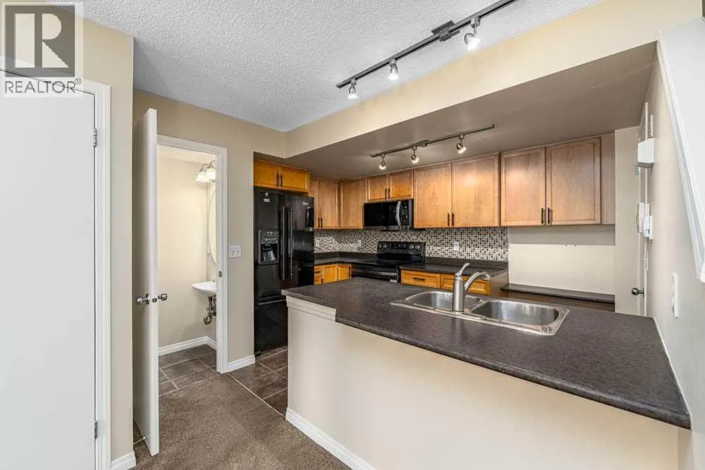 152 Mckenzie Towne Lane SE