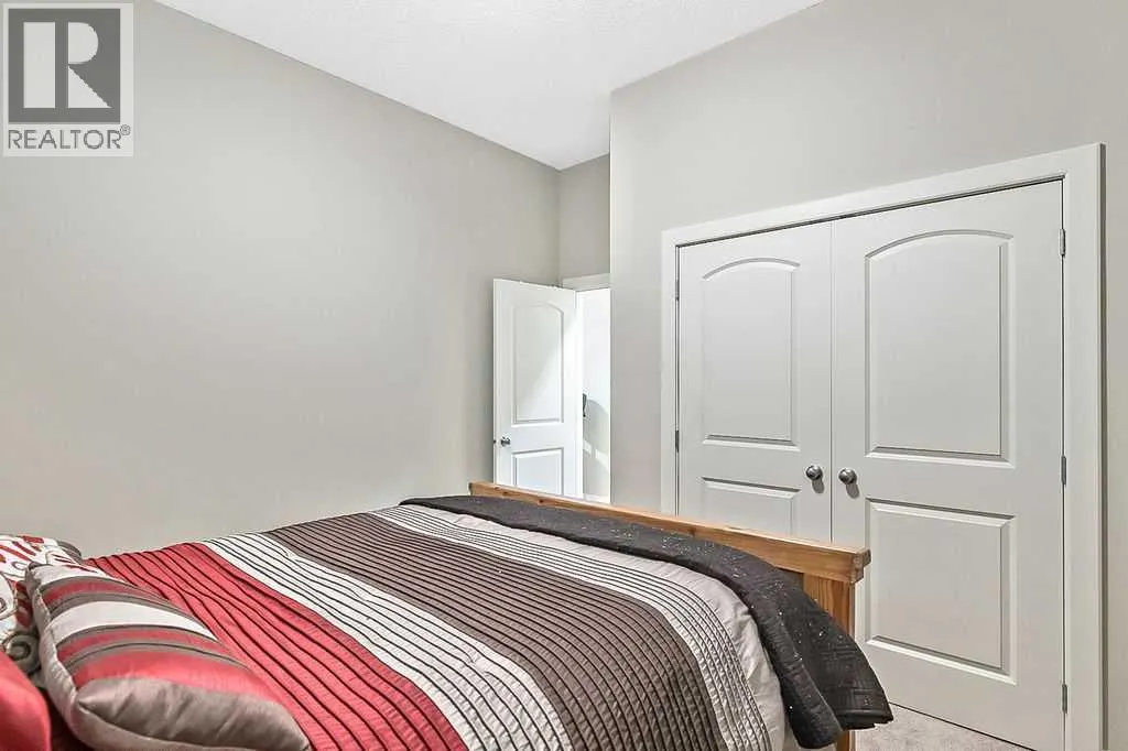 3 Westridge Way