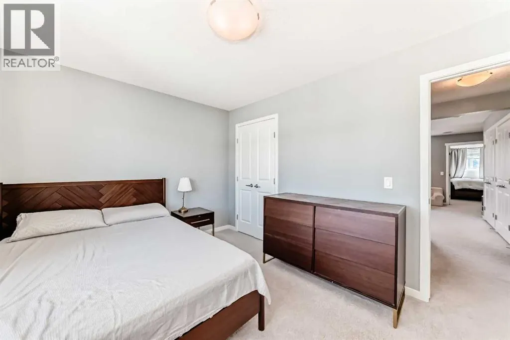 96 Masters Heights SE