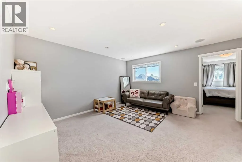 96 Masters Heights SE