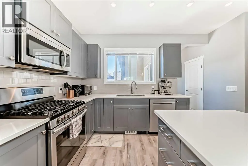96 Masters Heights SE