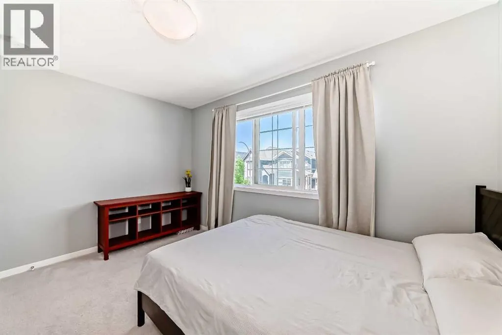 96 Masters Heights SE
