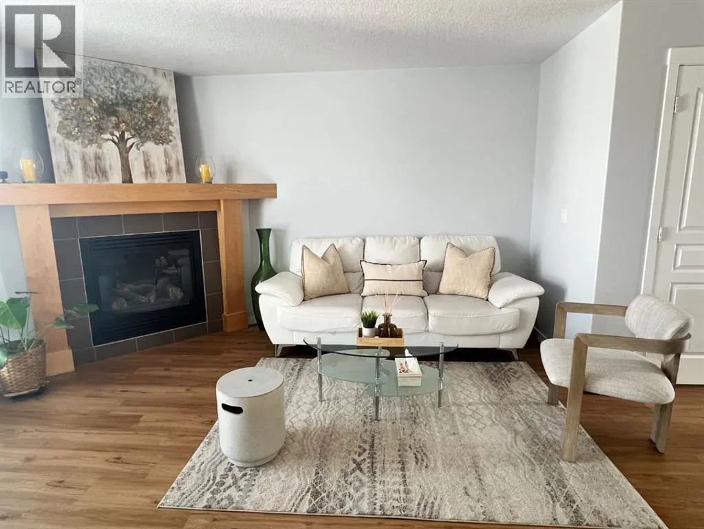 32 AUTUMN Court SE