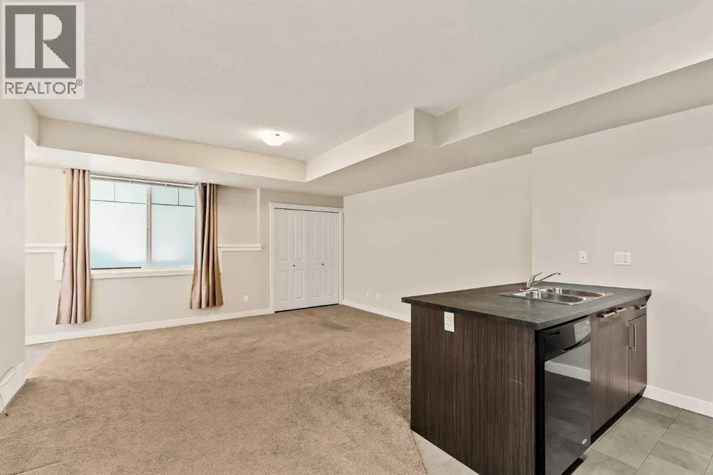 212, 300 Marina Drive