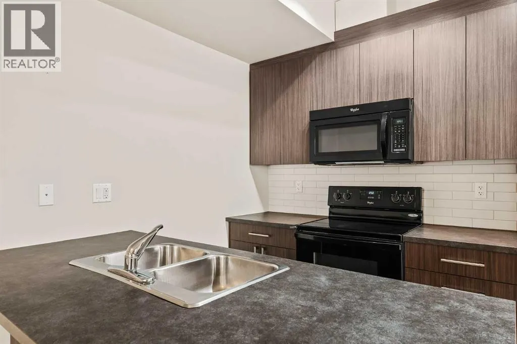 212, 300 Marina Drive