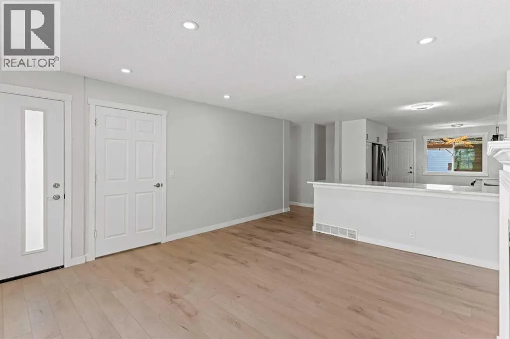 92 Templeby Road NE