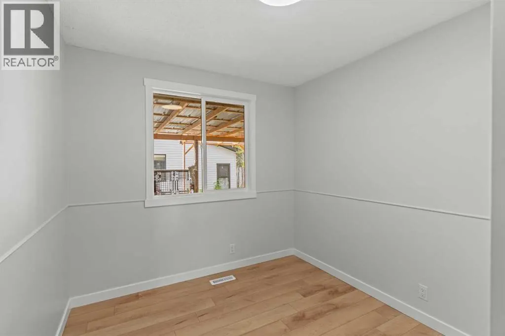 92 Templeby Road NE