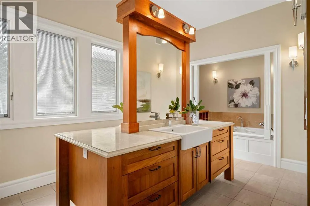 36 Baycrest Place SW