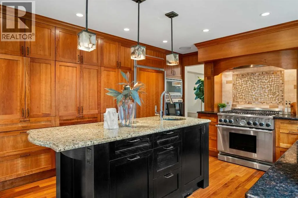 36 Baycrest Place SW