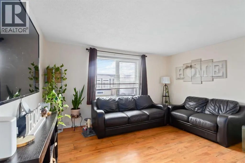 224 GRANDVIEW Crescent