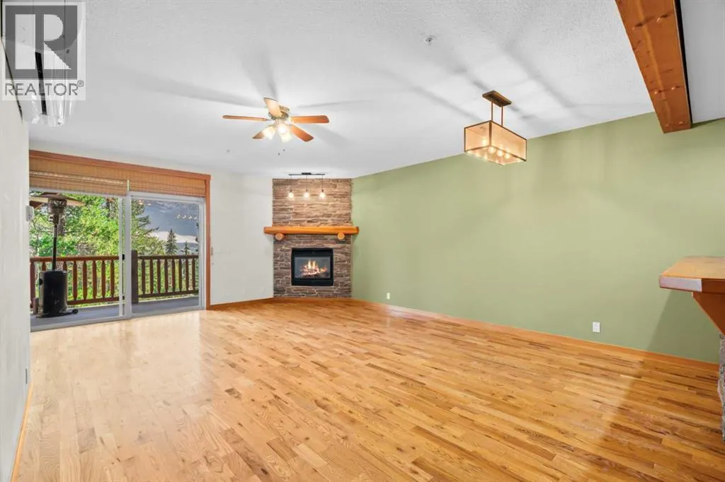 222, 104 Armstrong Place