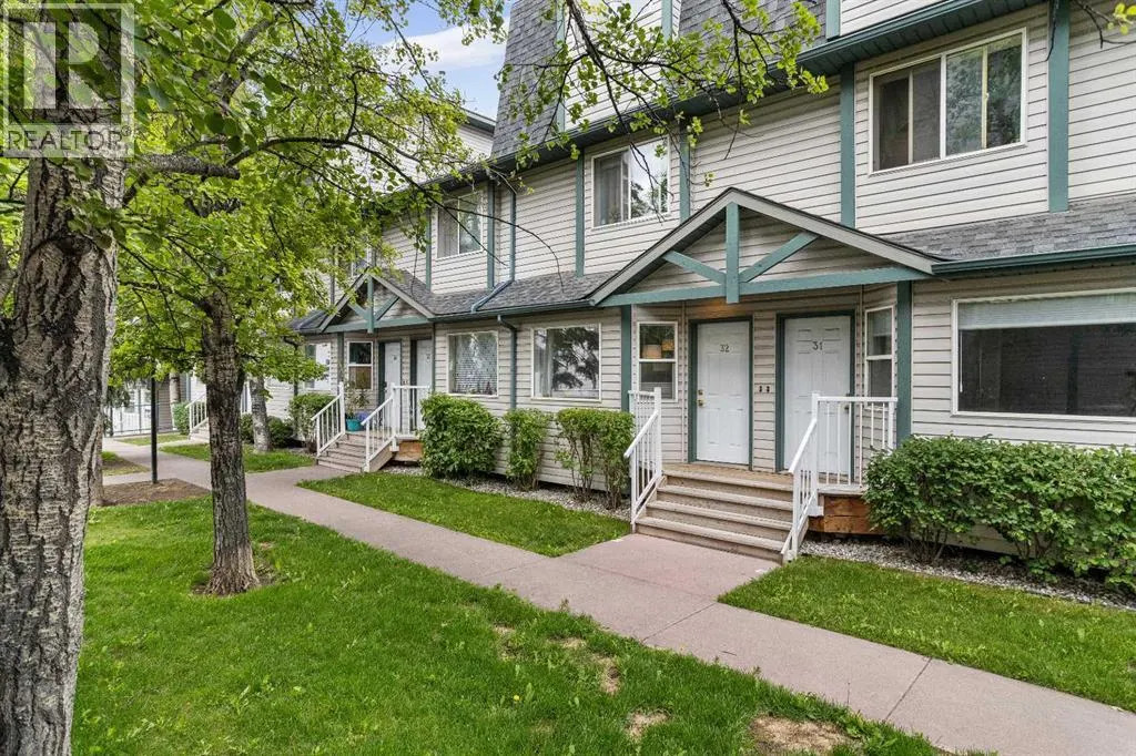 32, 200 Glacier Drive