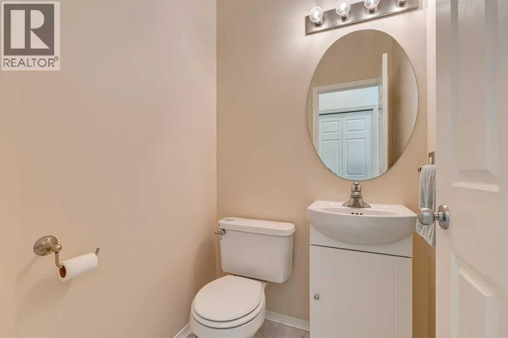 214 Springmere Close