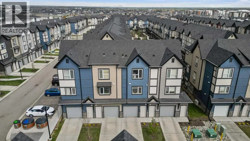 207, 850 Belmont Drive SW