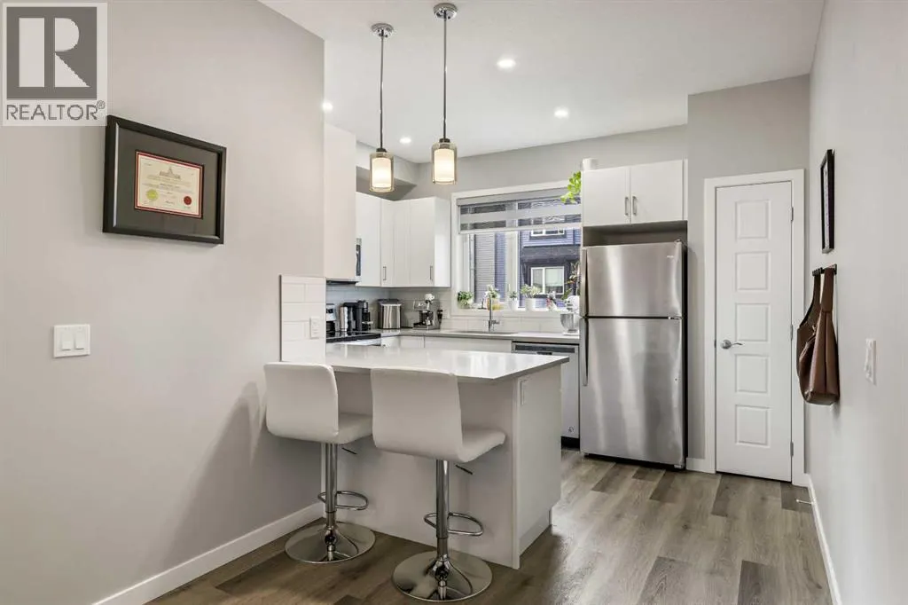 207, 850 Belmont Drive SW